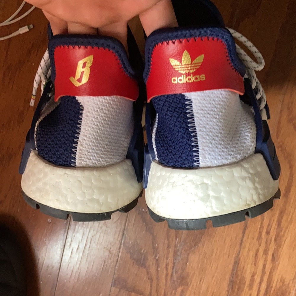 Adidas Human Races - Picture 5 of 6